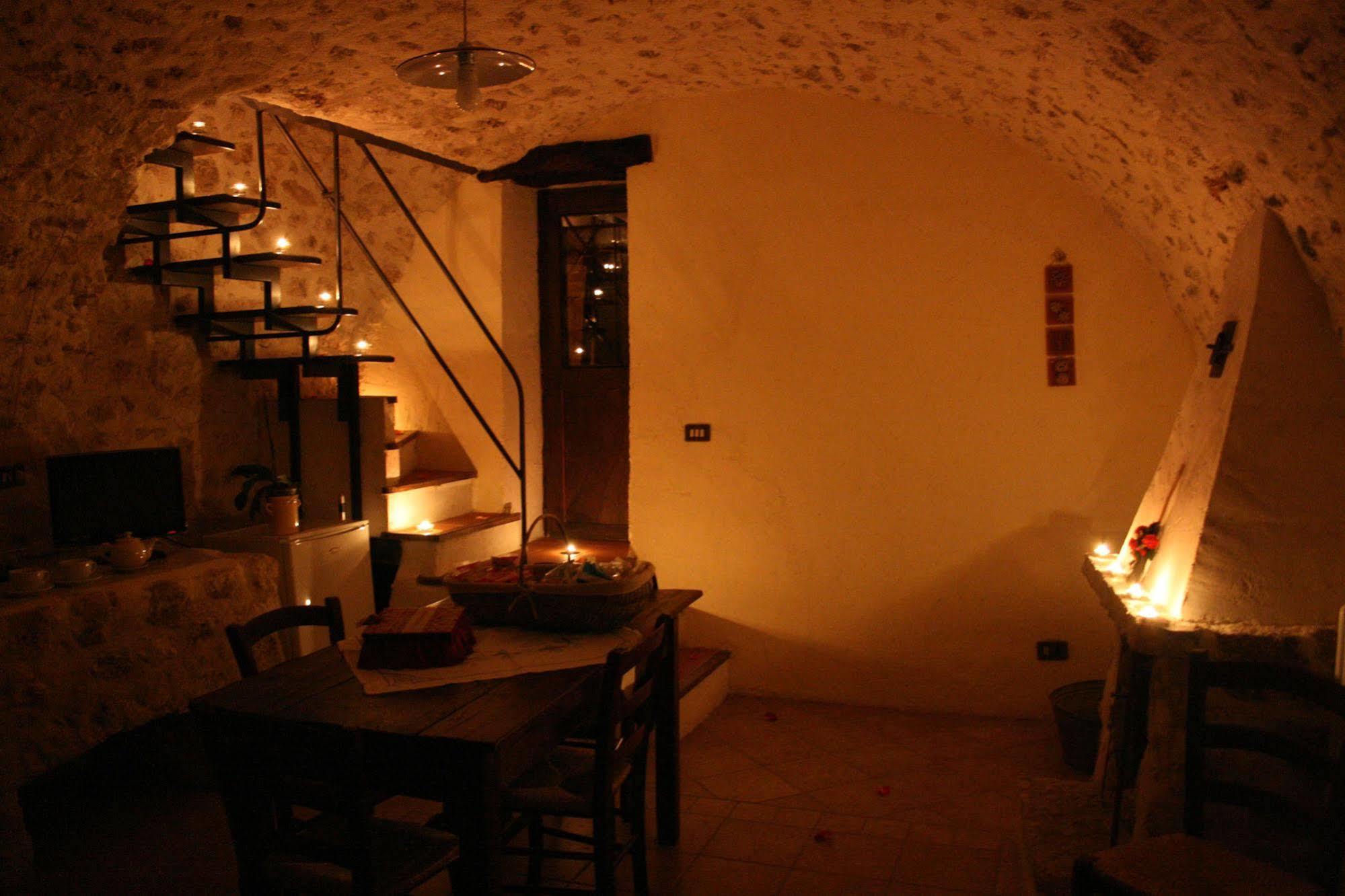 Residenza La Torre Aparthotel Santo Stefano Di Sessanio Ngoại thất bức ảnh