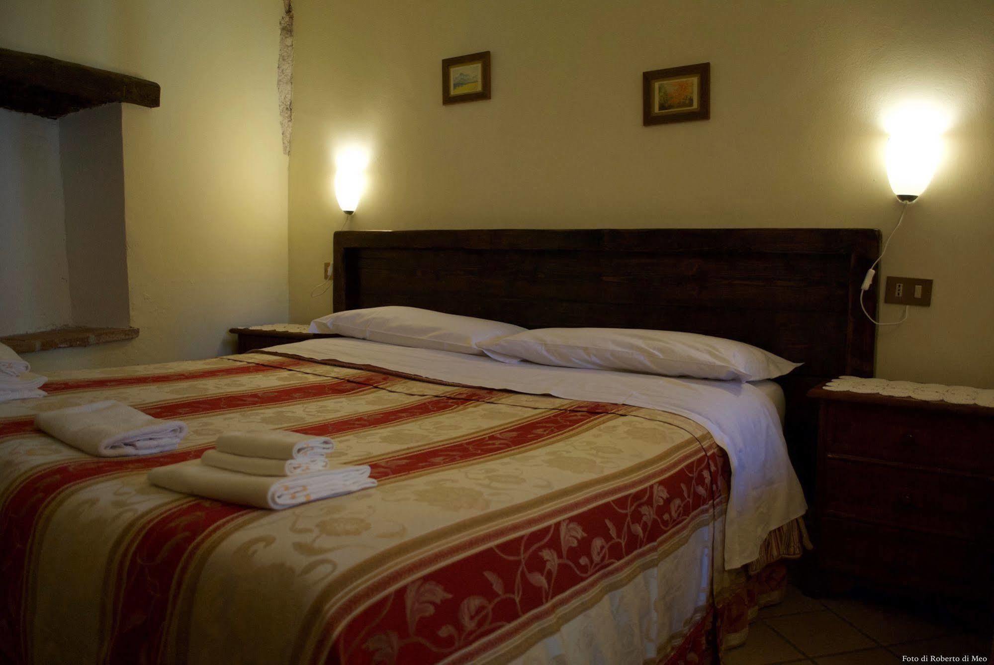 Residenza La Torre Aparthotel Santo Stefano Di Sessanio Ngoại thất bức ảnh