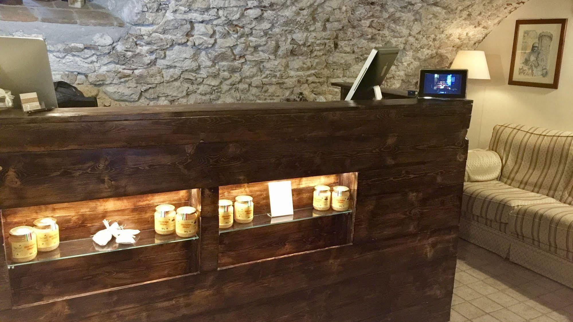 Residenza La Torre Aparthotel Santo Stefano Di Sessanio Ngoại thất bức ảnh